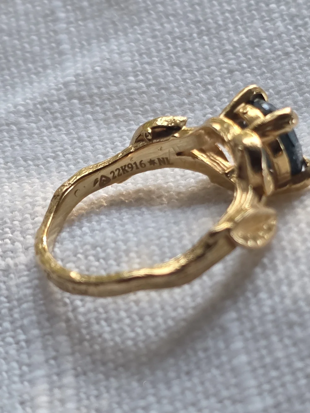 Gold Leaf Band Ring with Deep Teal Gemstone
